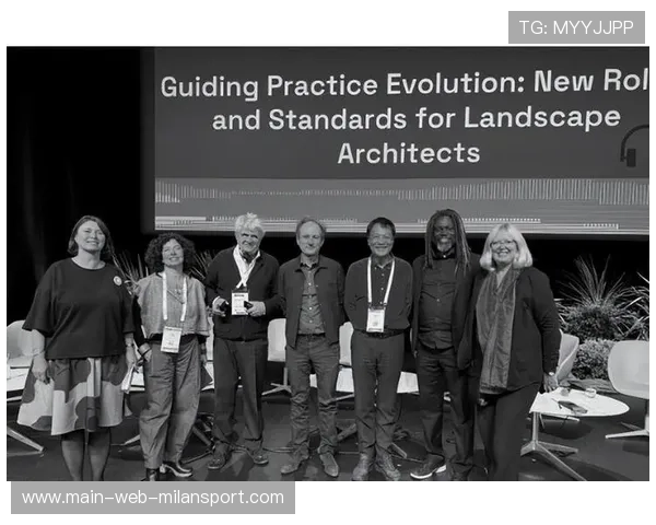 巴西坠机事件致北大教授遇难，巴西一飞机失事